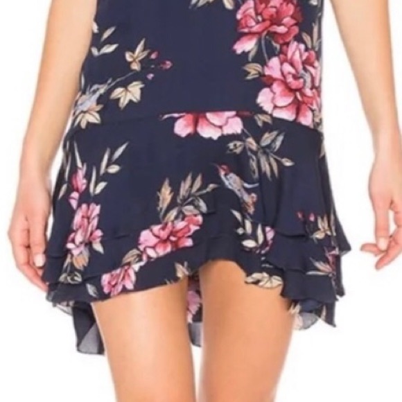 Joie Silk Floral Midi dress in M-L. Appropriate for every occasion. - Picture 5 of 6